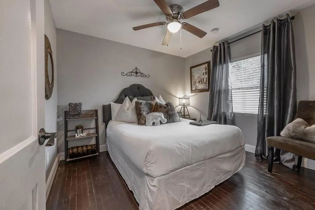 Chic Pad In Center Of Seminole Heights-322 Apartment Tampa United States